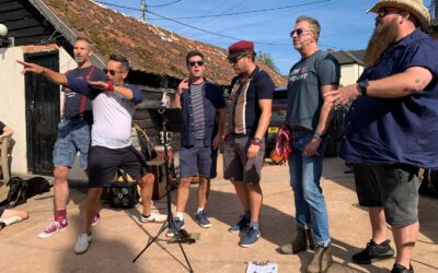 The sun shone & the air was filled with uplifting sea shantys 🎶 from the fantastic fellas of Bow Movement & the lovely ladies of Hot Tuna